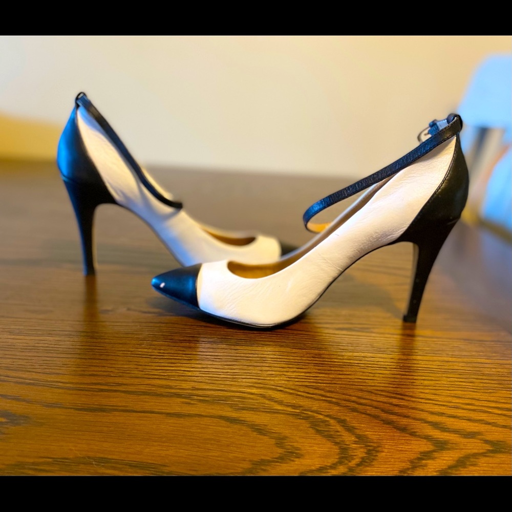Black/Coconut Leather heels from Banana Republic
